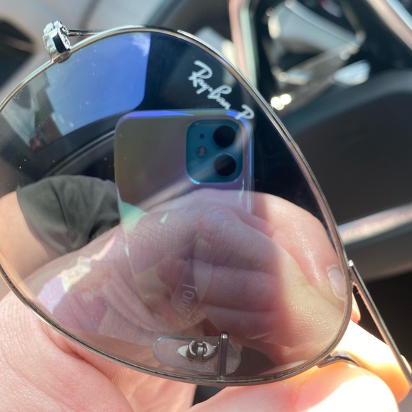 Ray-Ban Polarized Aviator sunglasses - Picture 4 of 5